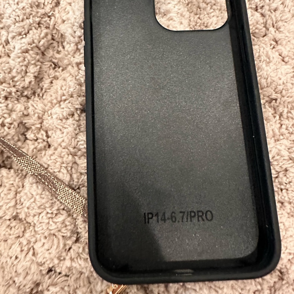 Coach Signature Beige Phone Case - Picture 6 of 7